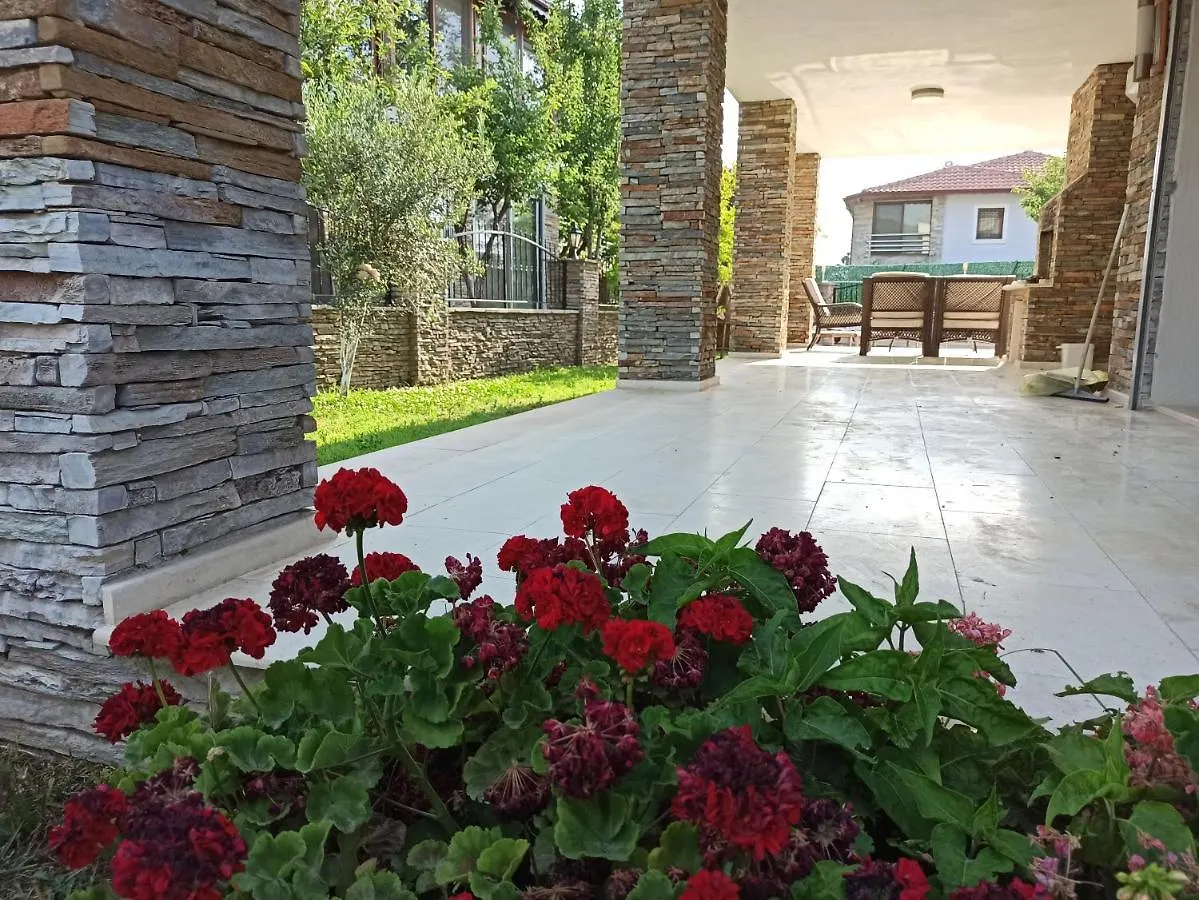 Villa Dora Кушадасы
