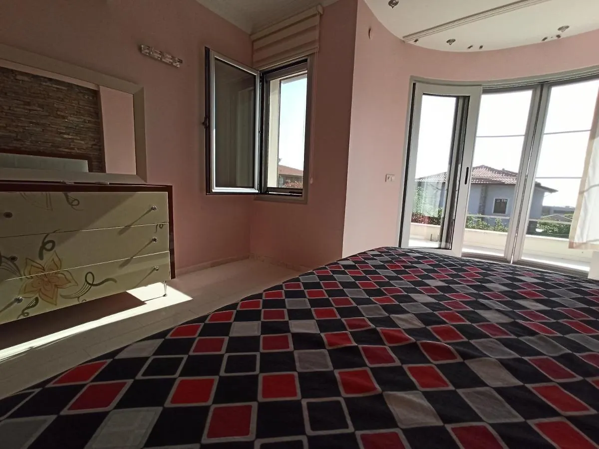 Villa Dora 库萨达斯 0*,
