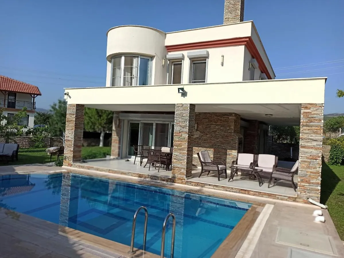 Villa Dora 库萨达斯